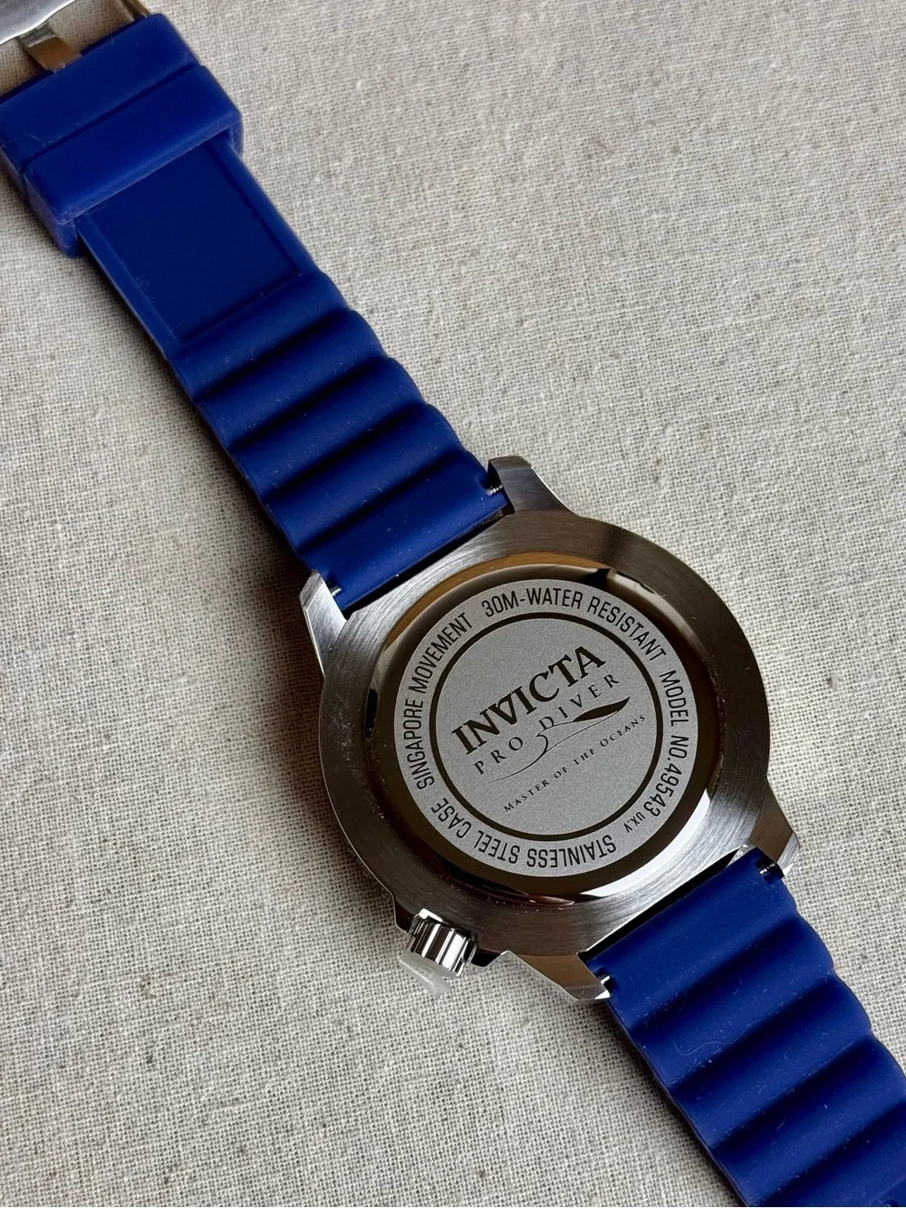 Invicta Pro Diver Orange/Blue 48mm Quartz Dive Watch 49543 NWT